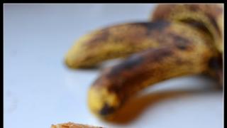 Banaani-puolukkapalat
