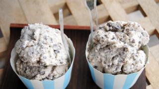 Stracchiatella-kookosjäätelö & Kind Ice Cream For You -kirjan arvostelu