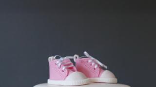 Vaaleanpunaiset vauvakutsut/baby showerit