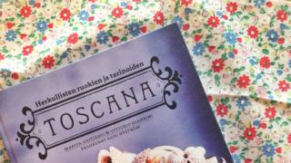 Kevään herkulliset uutuuskirjat: Toscana ja Suupaloja