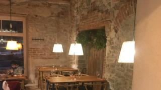 Uusi hyvä ravintola Tallinnassa = Väike