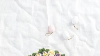 Video: Tulppaanikoristelun pursottaminen - Emman kakkukirja