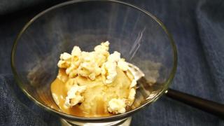 Creamy vegan popcorn ice cream eli kermainen vegaaninen popcornjäätelö ilman kermaa