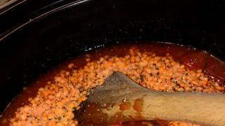 Curryinen tomaatti-lissikeitto